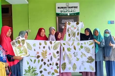 Batik Ecoprint Dikenalkan Mahasiswa PPG Prajabatan UST Sebagai