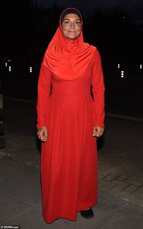 Sinead Oconnor Dons Traditional Islamic Dress For Irish Chat Show