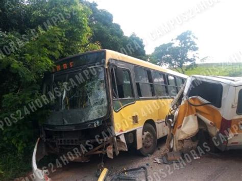 Vídeo Acidente entre van escolar e ônibus 3 feridos Campos 24 Horas