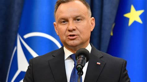 Andrzej Duda podpisał lex Tusk Prezydent zdecydował ws