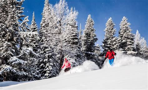 The Best Ski & Snowboard Resorts in British Columbia | evo