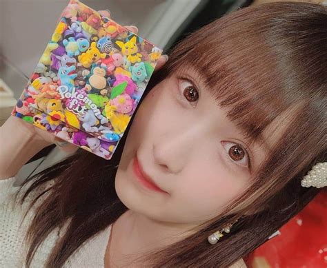 小田桐奈々さんのインスタグラム写真 小田桐奈々instagram「423発売のポケカ新グッズ！ 可愛すぎます紹介動画みて🥰