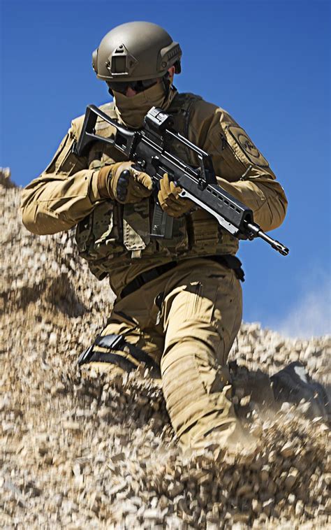 Tactical Clothing for professionals | UF PRO