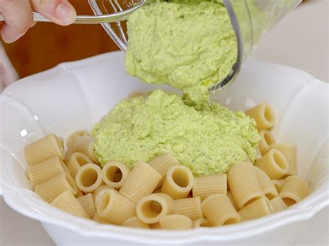 Pasta Fredda Al Pesto Di Sedano Ricetta Fatto In Casa Da Benedetta