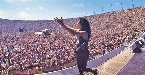 Metallica’s Moscow 1991 Performance To Crowd Of 1.6 Million