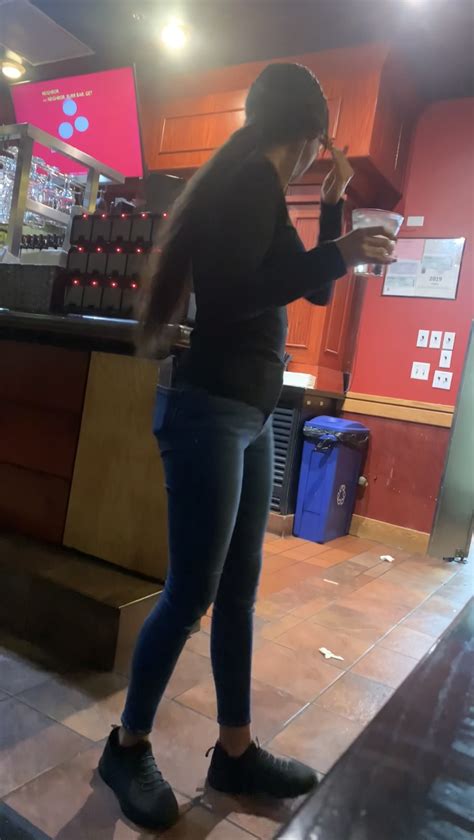 Nerdy Latina Waitress With A Nice BOOTY Tight Jeans Forum