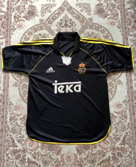 Vintage Jersi Real Madrid Men S Fashion Activewear On Carousell