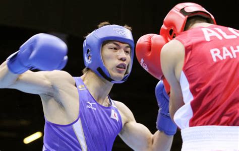 ロンドン五輪ボクシング男子ミドル級2回：ロンドン五輪 ボクシング 写真特集：時事ドットコム