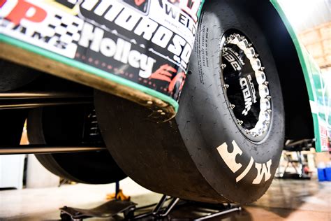 The Thick Of It: Why Drag Racers Are Stretching Their Drive Tires