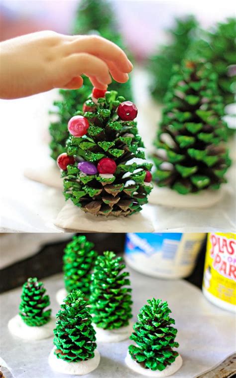 48 Amazing DIY Pine Cone Crafts & Decorations - A Piece Of Rainbow