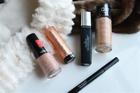 Blogmas Day 7 - My Obsession with Revlon || Free Gift Set From Boots ...