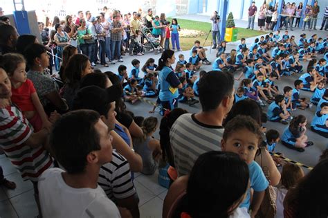 Escola Mauro Padilha inaugurada reforma