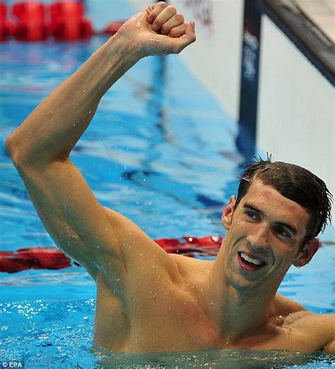 London Olympics Michael Phelps Strikes Gold In His Last Solo Race Of