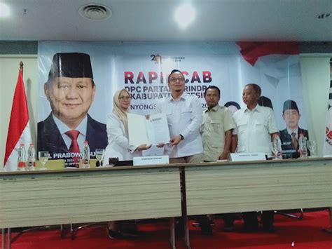 Dr Asluchul Alif Maslichan Pastikan Maju Menjadi Calon Bupati Gresik Di