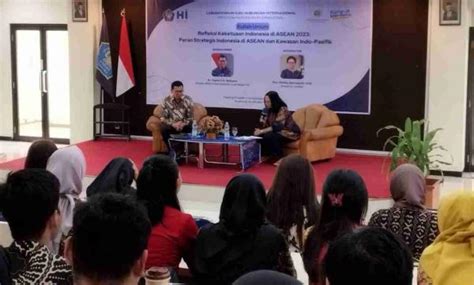 Gandeng Kementerian Luar Negeri Prodi Hi Unisri Belajar Peran