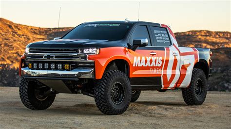 Light Truck/SUV - MAXXIS US