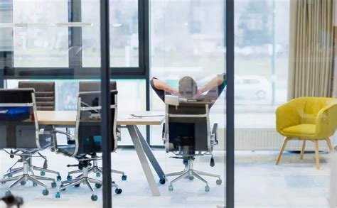 The Benefits Of Ergonomic Office Chairs How To Choose The Right One