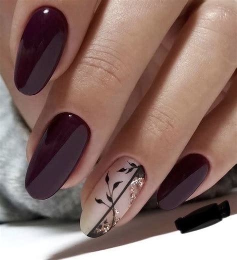 Pin by MoniLoveSol on Uñas Maroon nails Trendy nails Simple nails