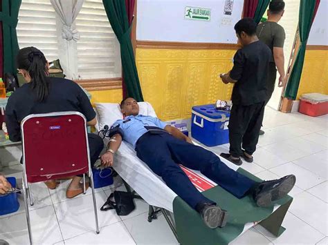 Personel Lanud Pattimura Ikut Donor Darah MalukuTerkini