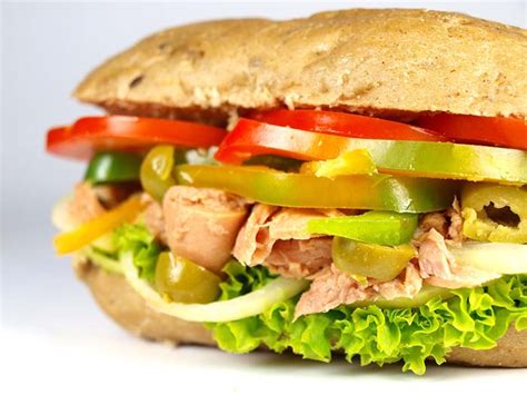 Subway Tuna Salad Recipe. Cure Your Craving In 3 Way - Marvelous Chef