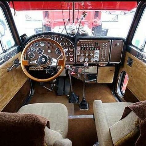 Custom Peterbilt 359 Twin Stick Interior