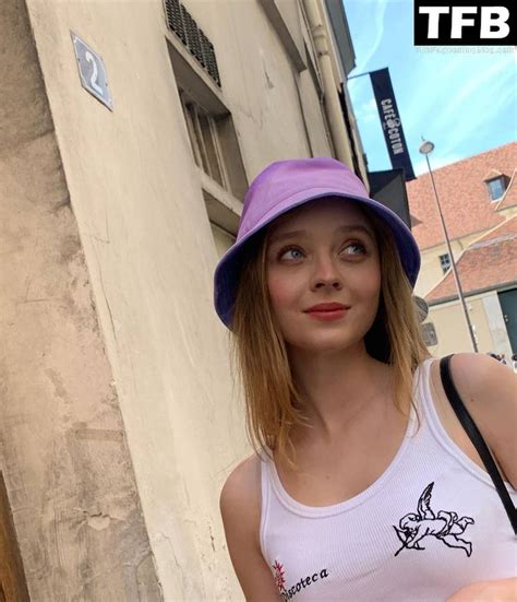 Madeleine Arthur Madeleinearthur Nude OnlyFans Photo 38 The Fappening Plus