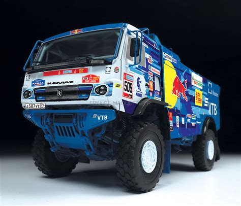 Zvezda 3657 Maquette Camion Kamaz Rally Truck 1 35