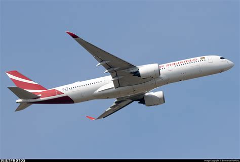 3B NBP Airbus A350 941 Air Mauritius Emmanuel NARGIL JetPhotos