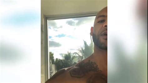 Booba Repond A Kaaris Je Vais Te Baiser Tes Mort Et Leur Cercueil