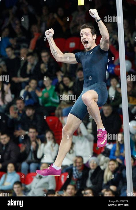 France S Renaud Lavillenie Breaks Sergei Bubka S Year Old Indoor