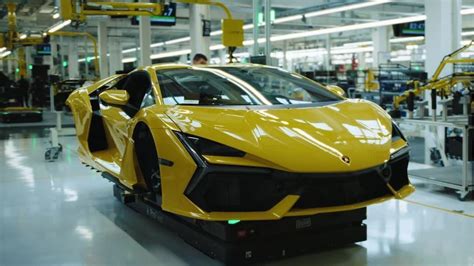 Automobili Lamborghini Celebrates Its First Years With A Video