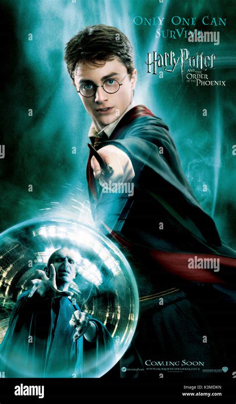 Harry Potter Voldemort Poster Fotos Und Bildmaterial In Hoher