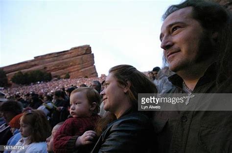 Ninth Annual Easter Sunrise Service Photos And Premium High Res