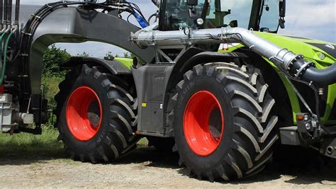 Vredestein Broadens Traxion Optimall Tractor Tyre Range Farmers Weekly