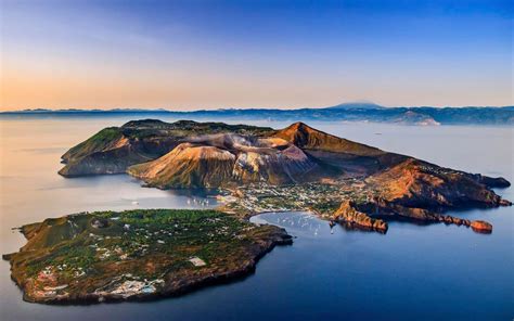 Vulcano Isole Eolie Wallpaper Microsoft Bing By Nino Bartuccio