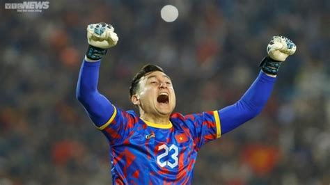 Goalkeeper Dang Van Lam Named Best Player In Vietnam Vs Malaysia Match