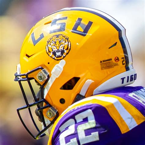 LSU - HELMET HISTORY