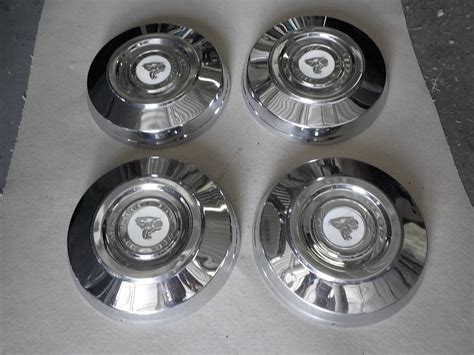 Hr Holden Hubcaps X4 Ebay