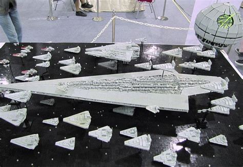 Lego Asia: 10221 UCS Super Star Destroyer - Executor