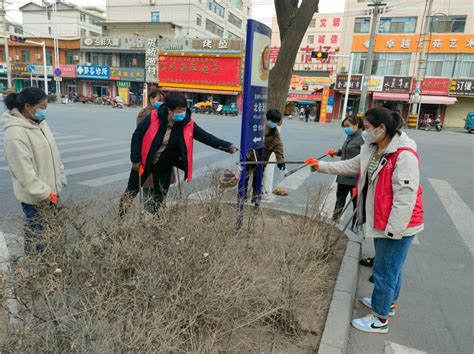 【创建全国文明城市 建设幸福美好新甘州】甘州区北街街道税亭社区：捡拾小烟头 美化大环境