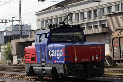 Sbb Cargo Zweikraftlokomotive Eem Mit Taufname Flickr