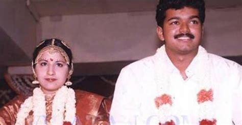 When Thalapathy Vijays Wife Sangeetha Won The Unheralded Commander Award