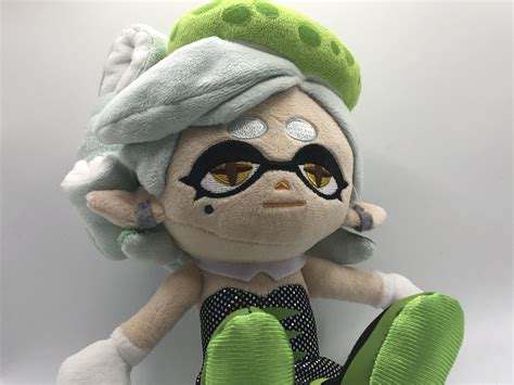 Finally got a Marie plushie : r/Marieism