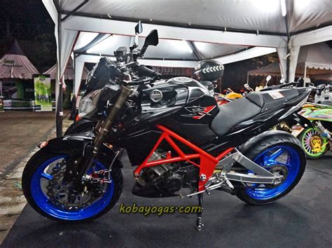 Modifikasi Street Fighter Honda Cs1 Keren Juga Diginiin Kobayogas Your Automotive Blog