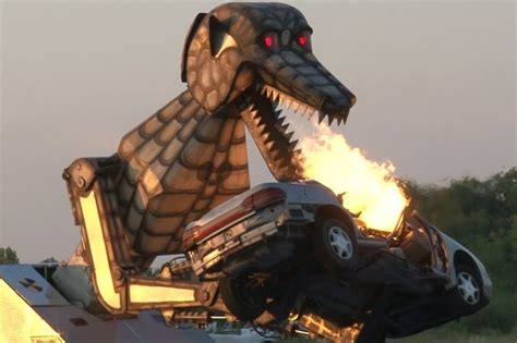 This Robotic Dinosaur Called Megasaurus Is the Ultimate Vehicle ...