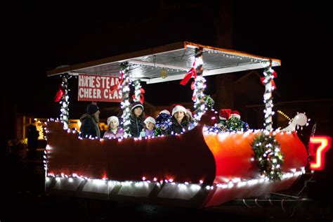 Photos Lyndens Lighted Christmas Parade 2015 Ourlynden