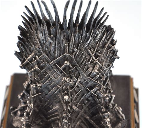 The Iron Throne - The Game of Thrones Replica | Pink Cat Shop