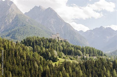 Scuol Dorf Tarasp Engadin Unterengadin Schloss L Rchenwald