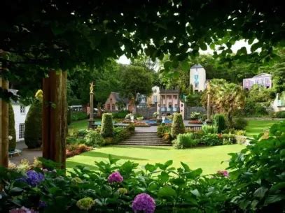 Portmeirion Village | VisitRevisit