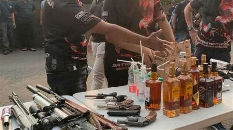 Temuan Senjata Api Ilegal Di Kampung Ambon Polisi Kejar 1 Dpo